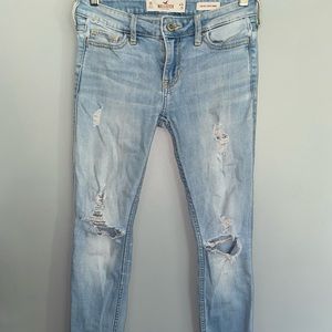 hollister light wash skinny jeans